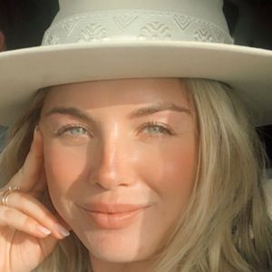 Meet your Posher, Tj